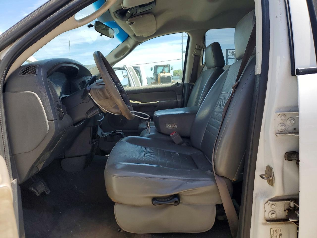 2005 Dodge RAM 2500 ST