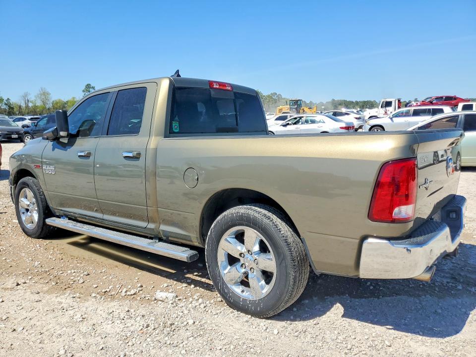 2015 Dodge RAM 1500 SLT