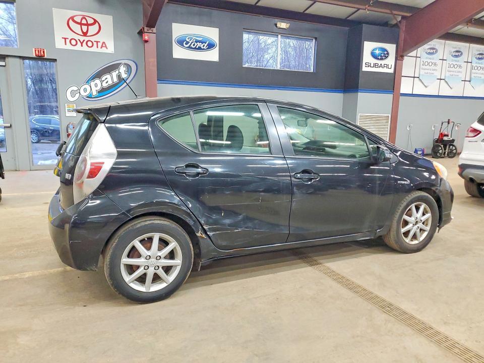2014 Toyota Prius c Four