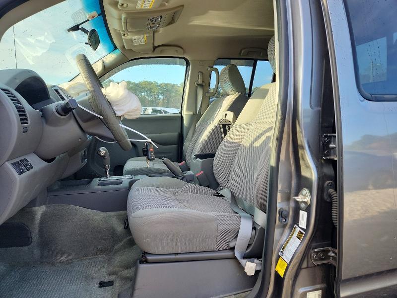 2017 Nissan Frontier SV