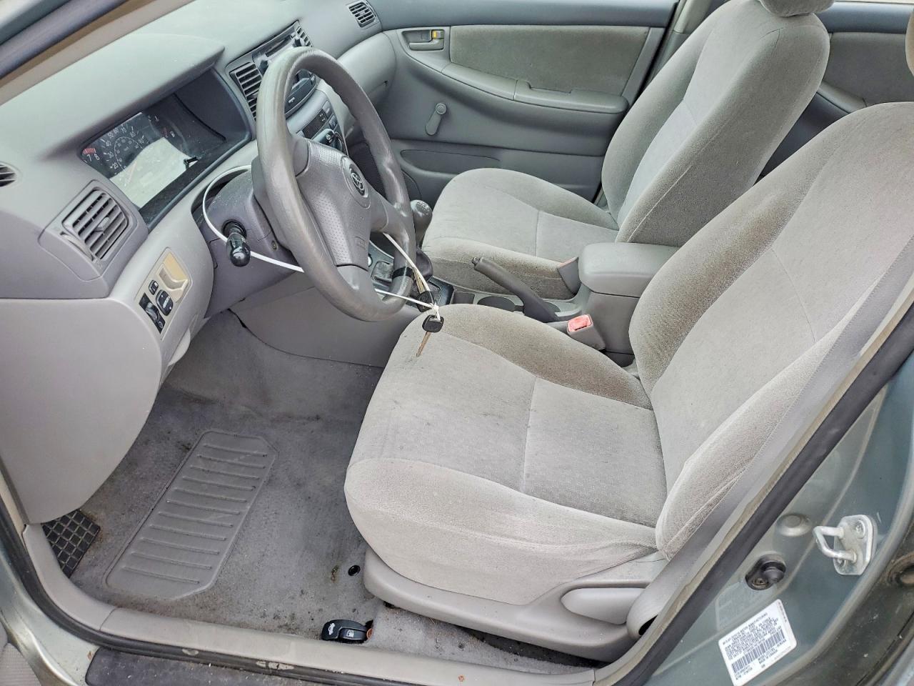 2004 Toyota Corolla ce