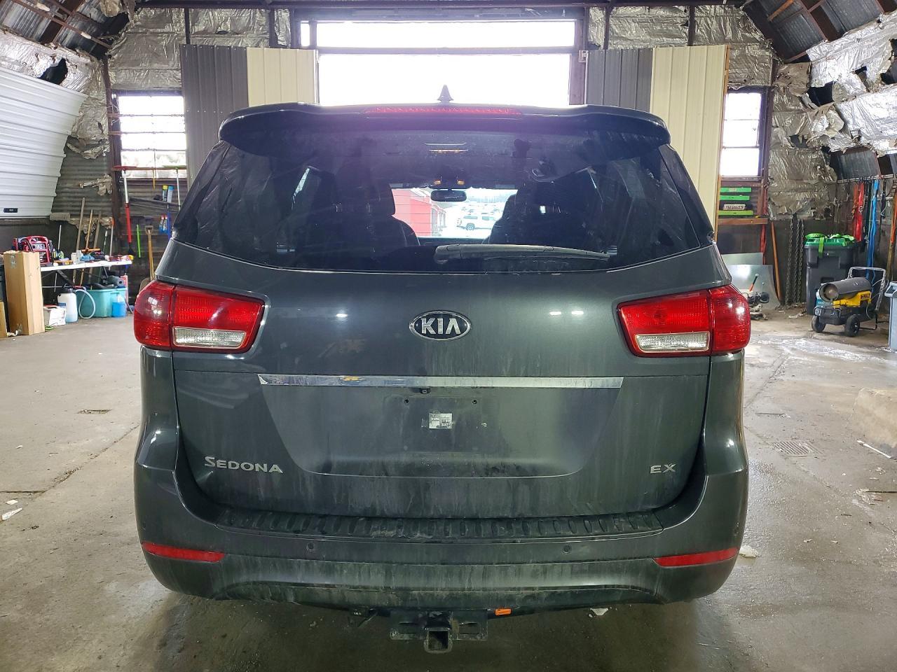 2015 KIA Sedona ex