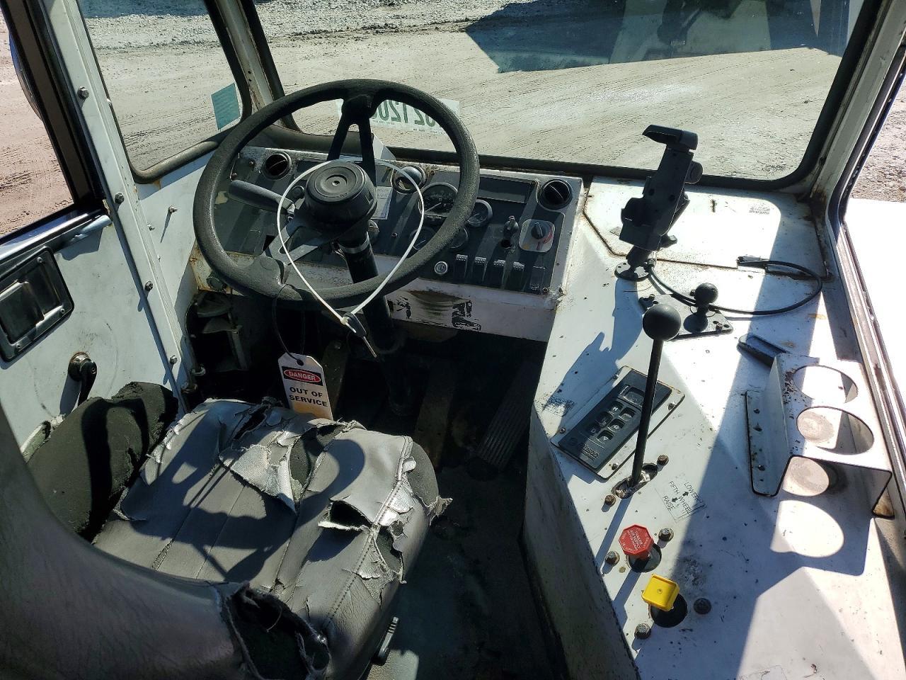 2011 Capacity Of Texas TJ5000 Yard Truck