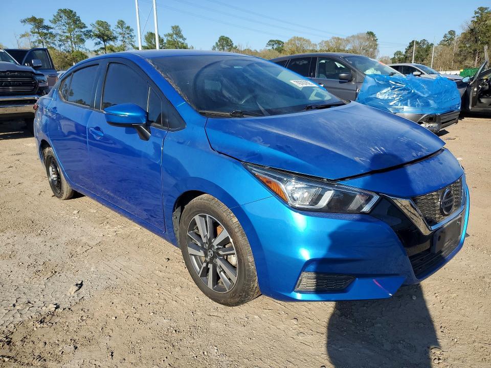 2021 Nissan Versa sv