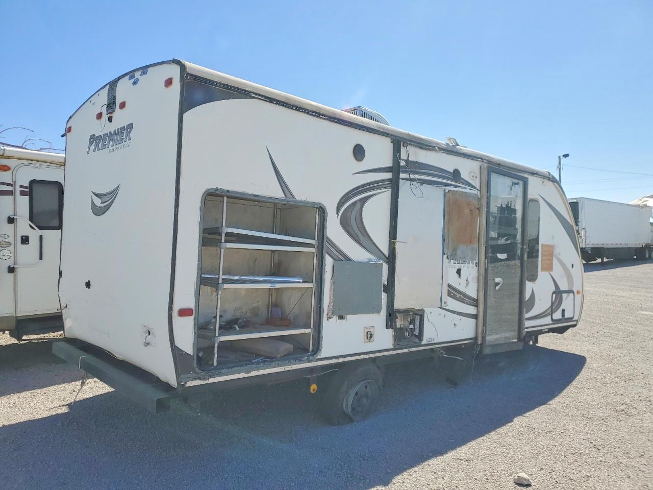 2014 Keystone Premier Camper