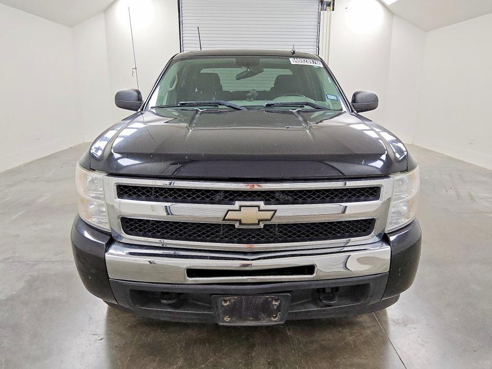 2011 Chevrolet Silverado K1500 LS