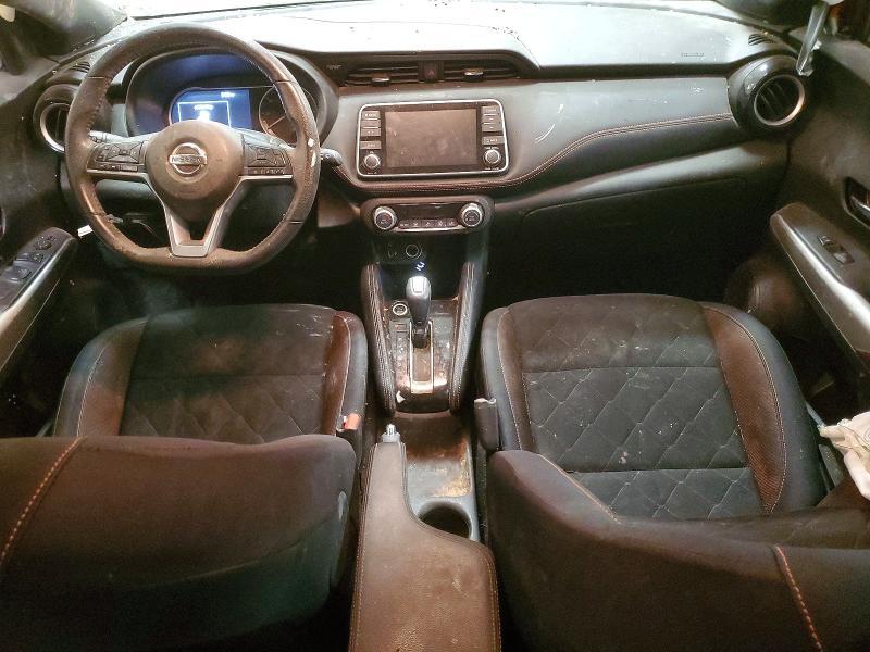 2020 Nissan Kicks sr