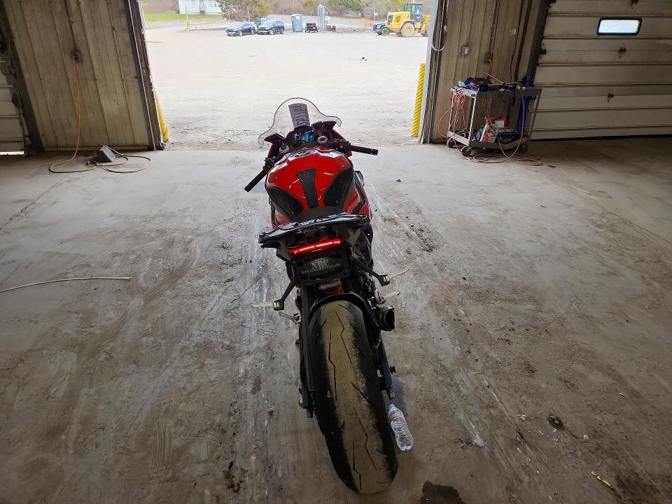 2024 BMW S 1000 RR