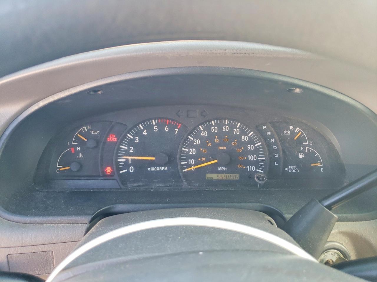 2002 Toyota Tundra SR5 V8