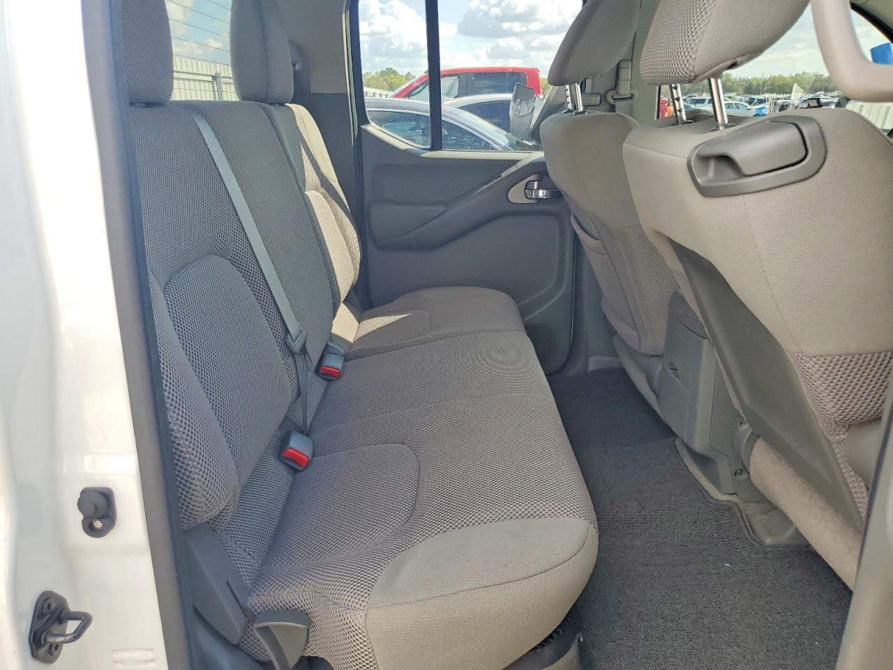 2012 Nissan Frontier S
