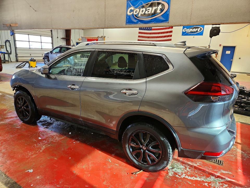 2018 Nissan Rogue sv
