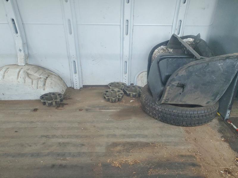 2006 Chev Rolet Express 3500 Delivery van