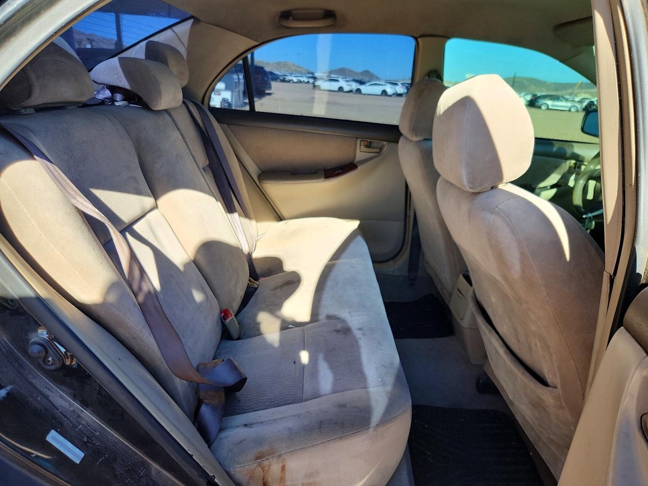 2005 Toyota Corolla le