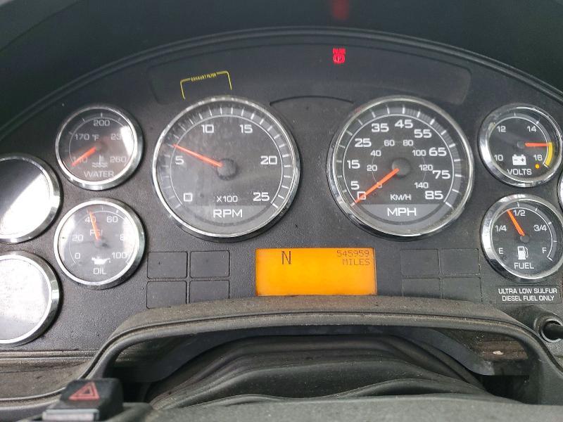 2013 International LF687 Semi Truck