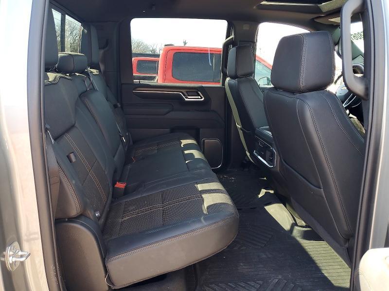 2025 Chevrolet Silverado K3500 High Country