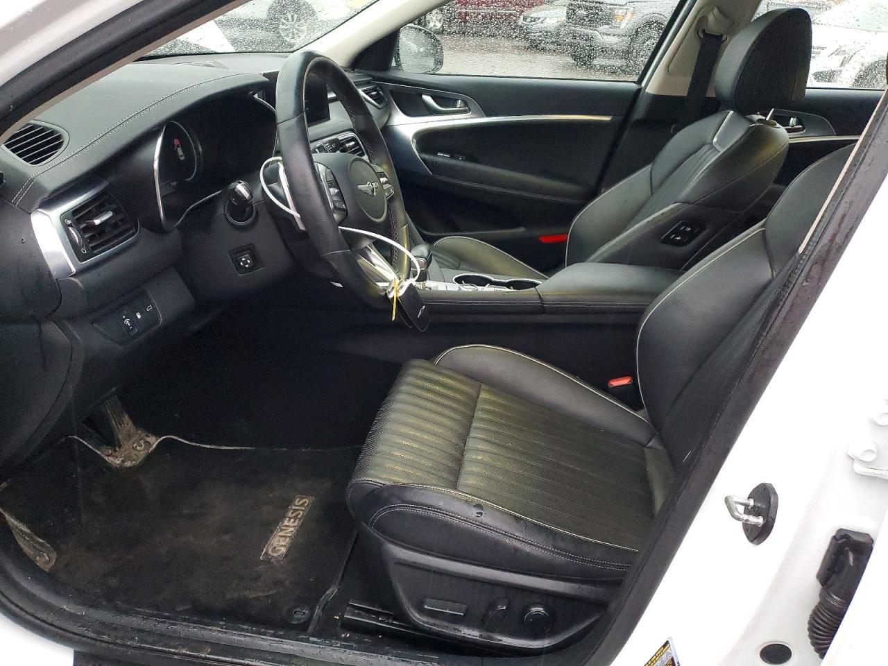 2022 Genesis G70 3.3t Standard