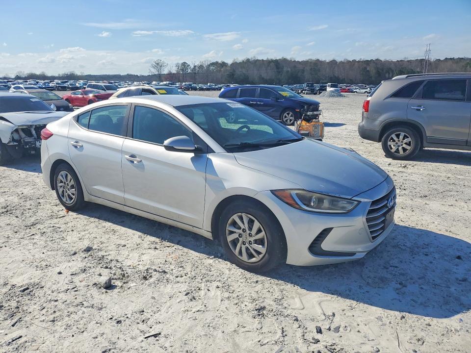 2018 Hyundai Elantra se