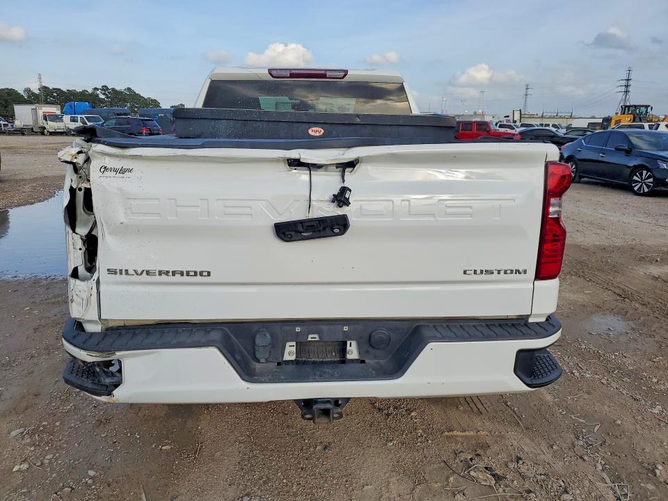 2024 Chevrolet Silverado C1500 Custom