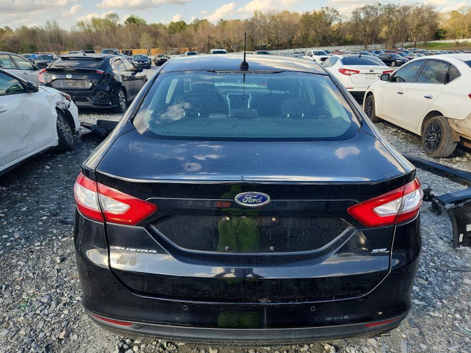 2016 Ford Fusion se
