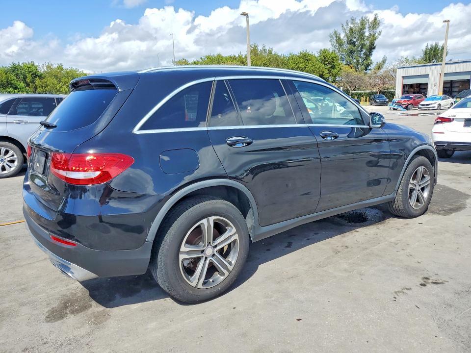 2016 Mercedes-Benz Glc 300