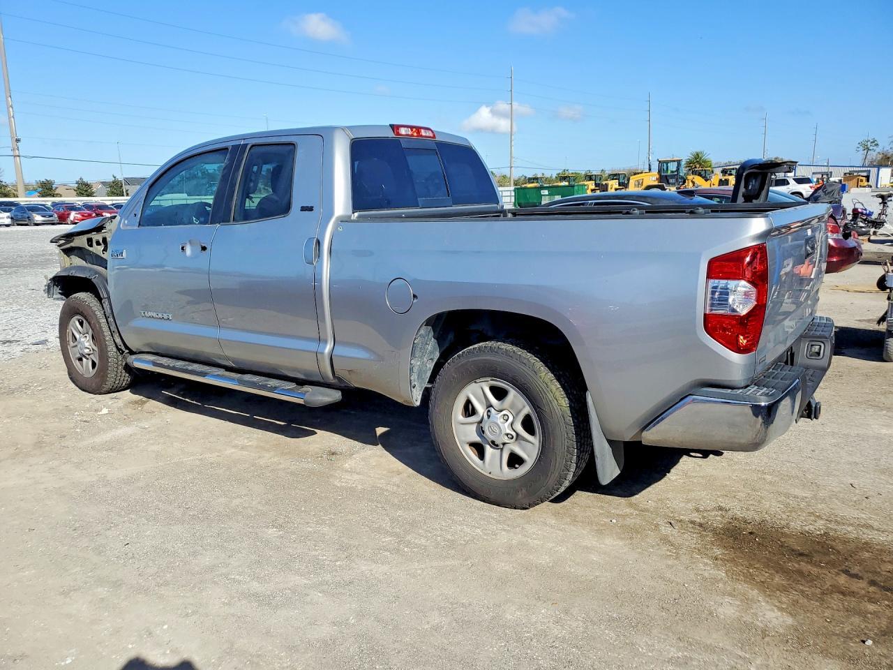 2015 Toyota Tundra SR5