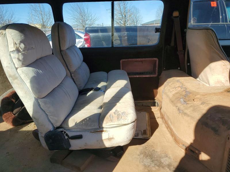 1984 Toyota Van Base