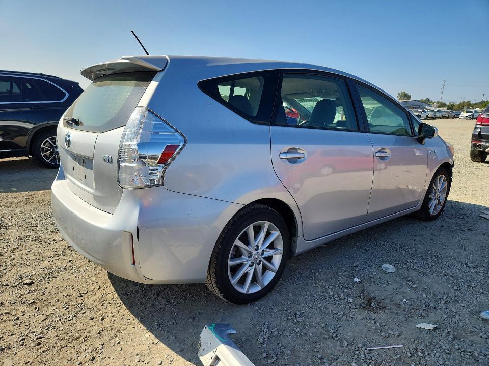 2012 Toyota Prius v Five