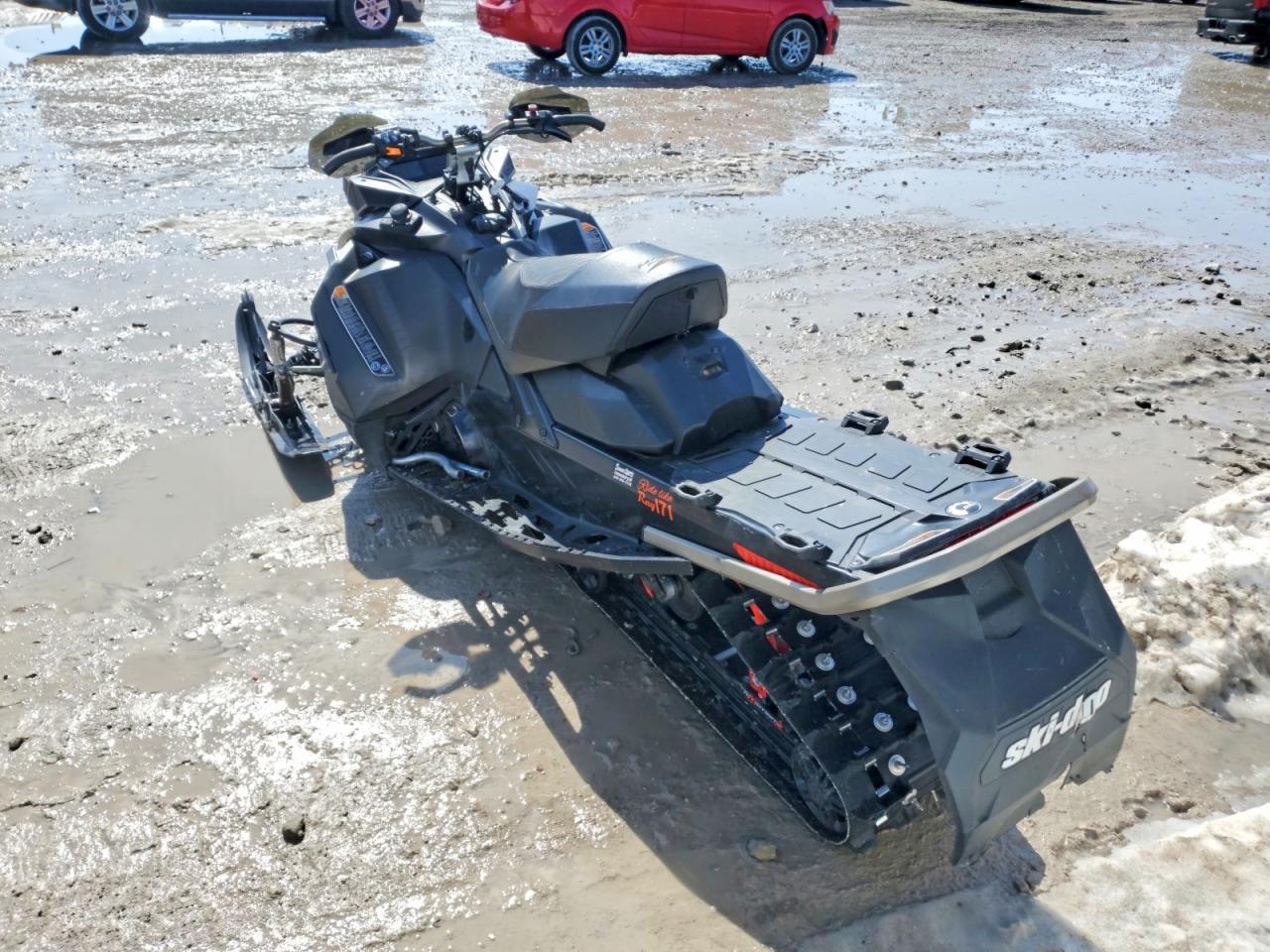 2022 Skidoo 900 Turbo