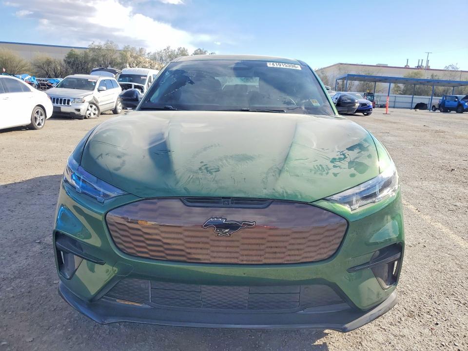 2024 Ford Mustang Mach-e gt