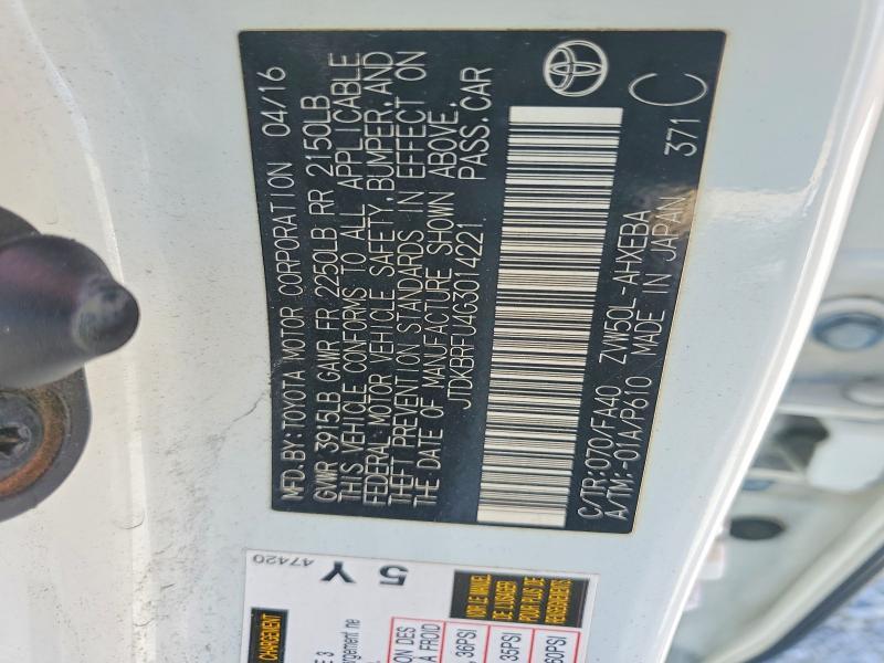 2016 Toyota Prius two