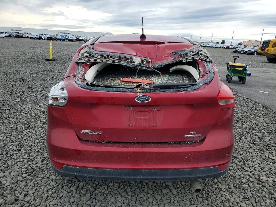 2016 Ford Focus se