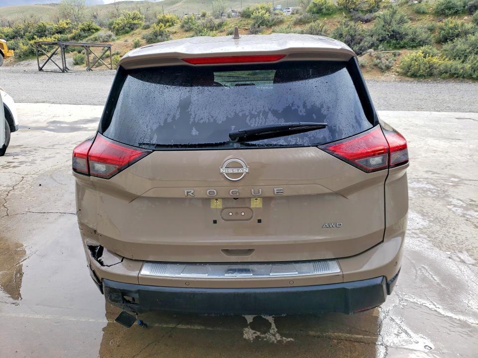 2025 Nissan Rogue sv