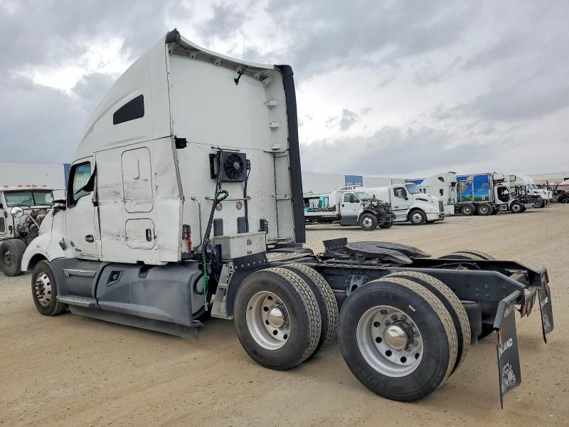 2019 Kenworth T680 Semi Truck