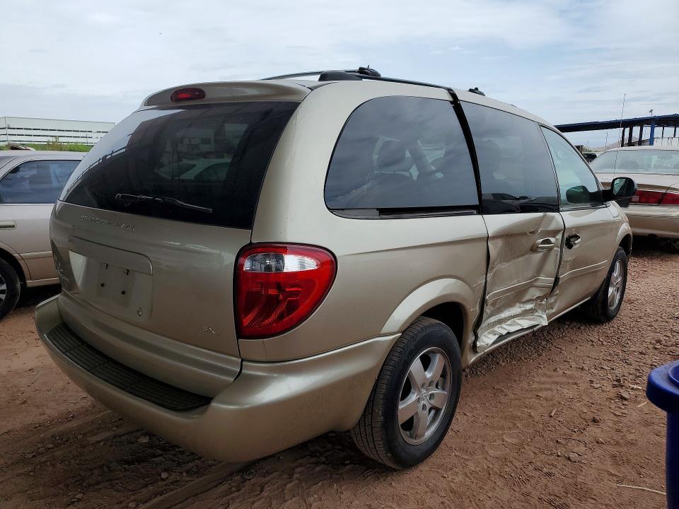 2005 Dodge Grand Caravan sxt