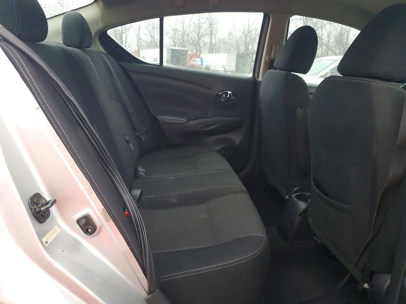 2017 Nissan Versa 1.6 sv