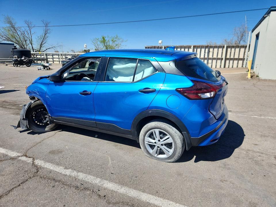 2025 Nissan Kicks Play s