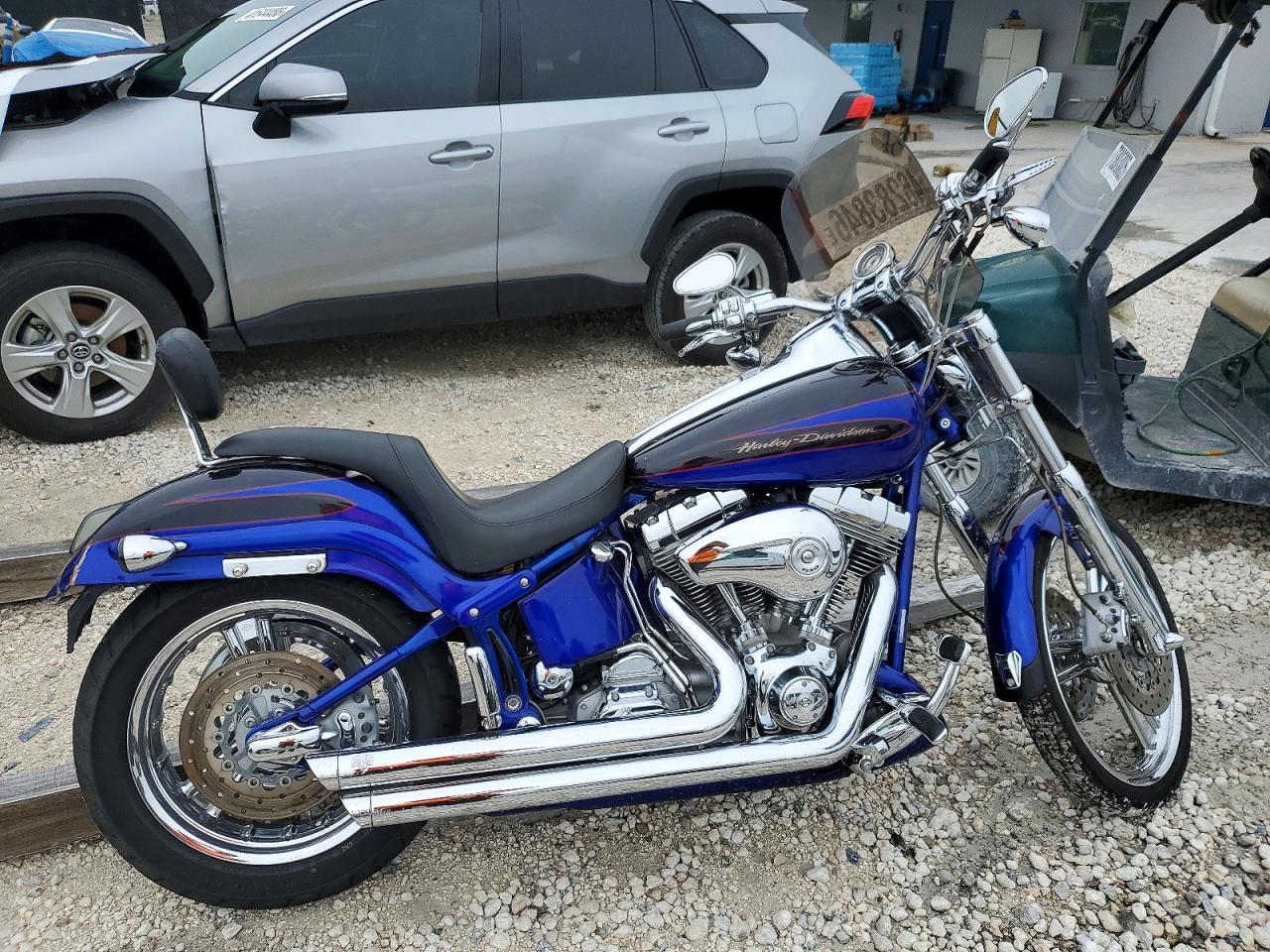 2004 Harley-Davidson FXSTDSE2