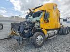 2006 Freightliner Columbia 120 Semi Truck