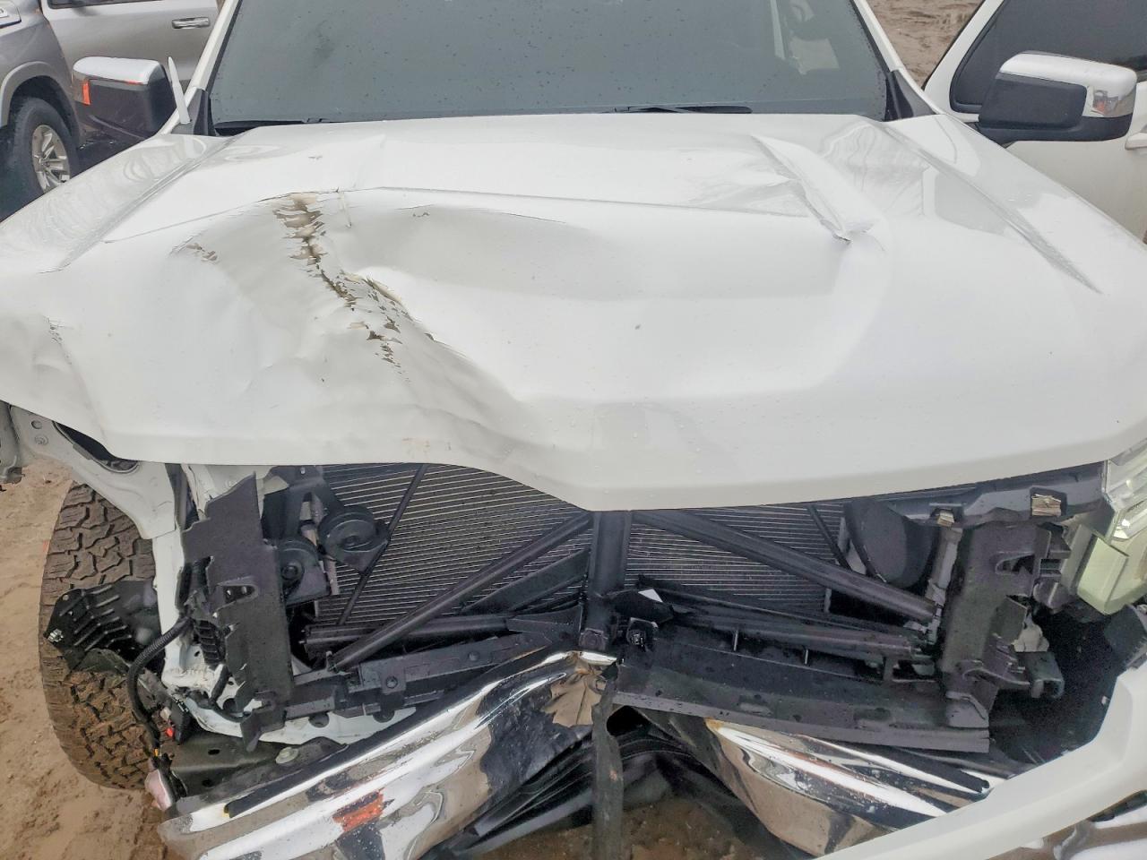 2024 Chevrolet Silverado K1500 LT