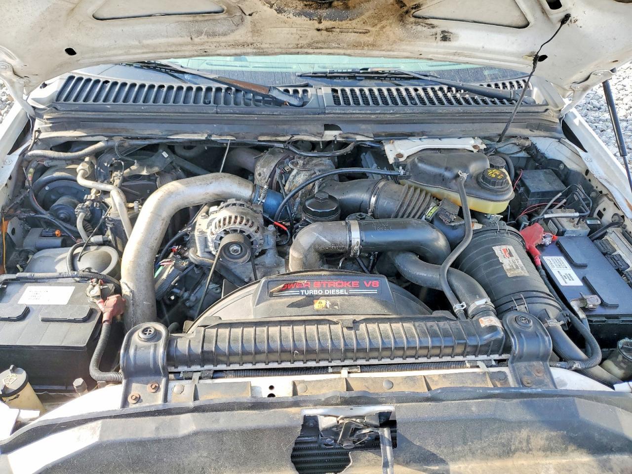 2005 Ford F350 Super Duty Flatbed Truck