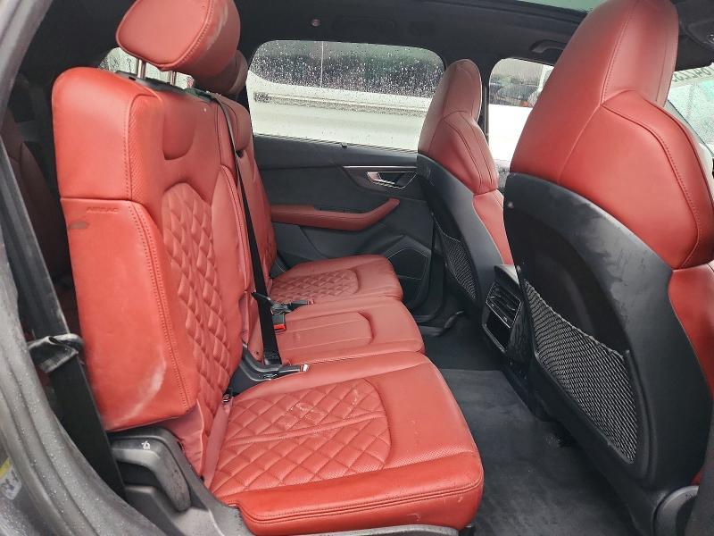 2022 Audi SQ7 Premium Plus