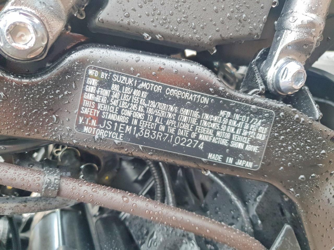 2024 Suzuki GSX800 F