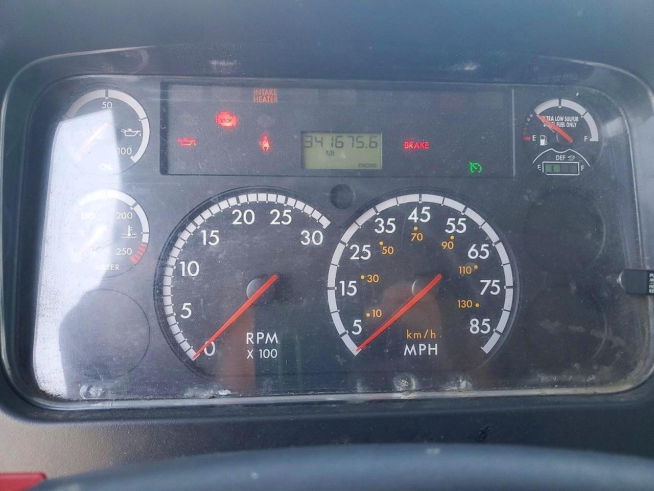 2012 Freightliner Business Class M2 BOX Truck