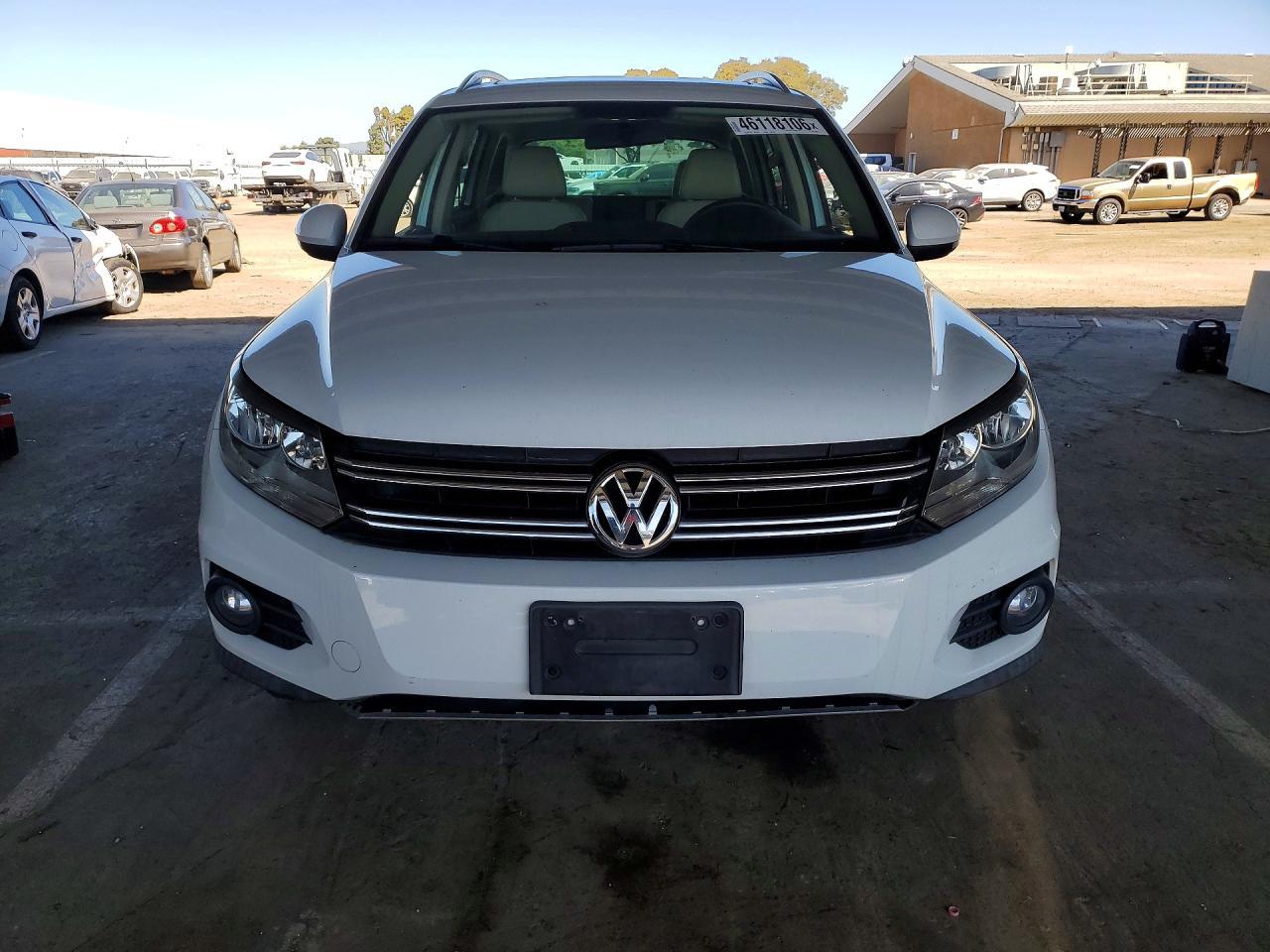 2015 Volkswagen Tiguan s