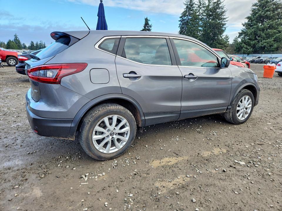 2021 Nissan Rogue Sport s