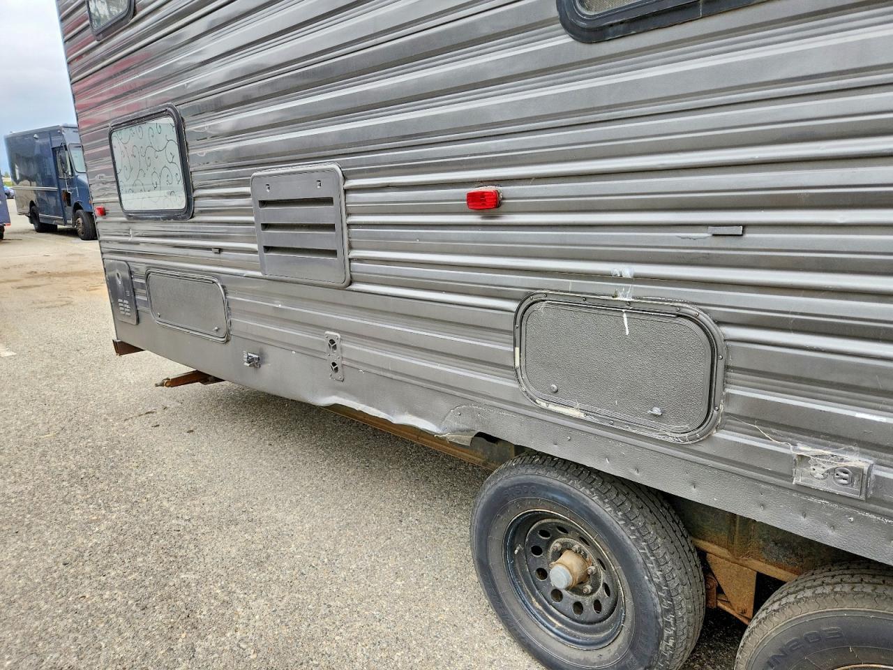 2000 Tahoe 2000 Camper