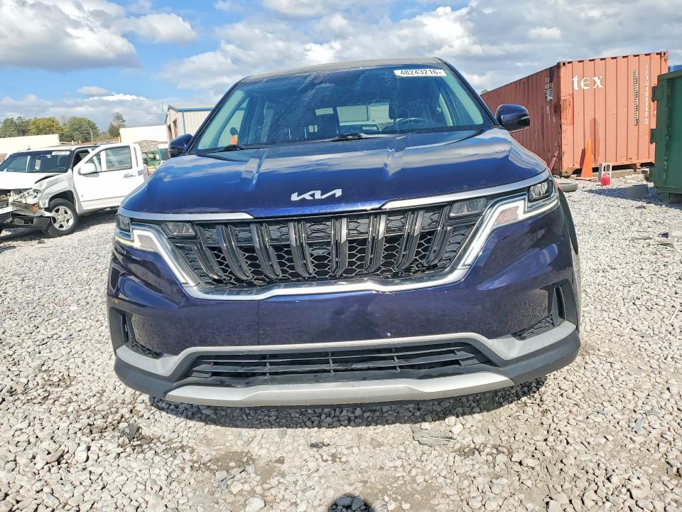 2022 KIA Carnival lx