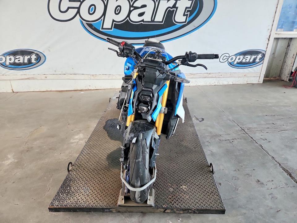 2024 Suzuki GSX-S1000 A