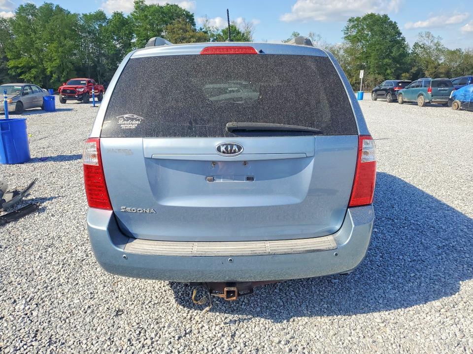 2010 KIA Sedona Base