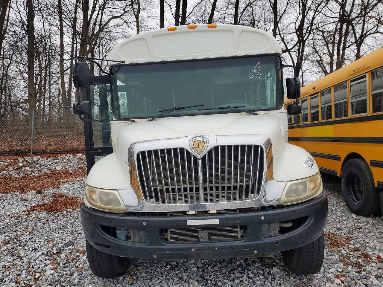 2017 Ic Corporation 3000 CE